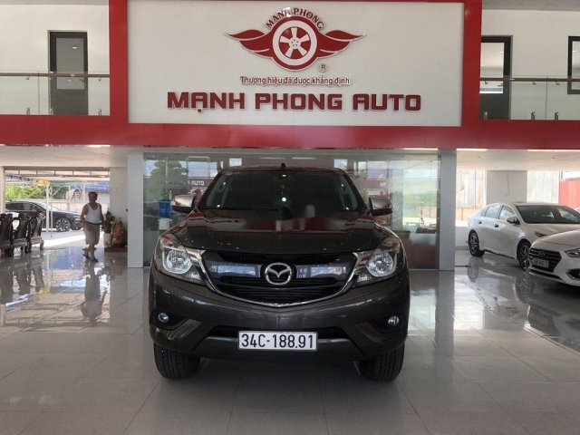 Bán Mazda BT 50 đời 2017, màu đen còn mới  0