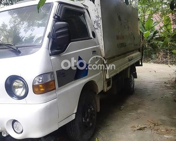 Bán Hyundai Porter đời 2000, màu trắng, nhập khẩu số sàn, giá 74tr0