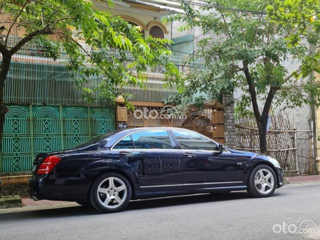 Bán Mercedes S550 năm sản xuất 2007, màu xám, nhập khẩu, 690tr