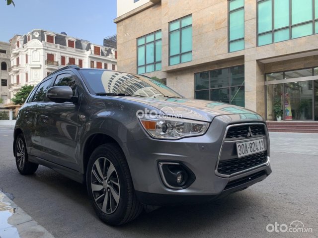 Cần bán xe Mitsubishi Outlander năm 2014 máy 2.0 bản full, nhập Nhật, biển HN