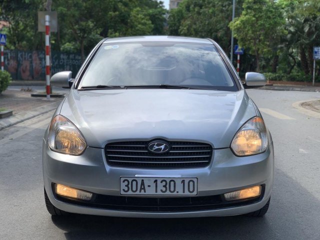 Cần bán Hyundai Accent 1.4 AT năm 2009 xe gia đình0