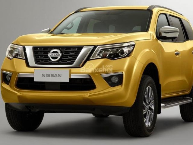 Ngoại hình xe Nissan Terra cũ đời 2018 .