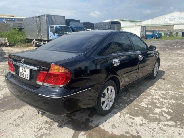 Cần bán xe Toyota Camry 2005, màu đen0