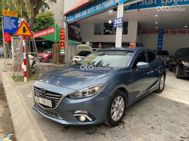 Cần bán Mazda 3 1.5AT đời 2016, màu xanh lam0