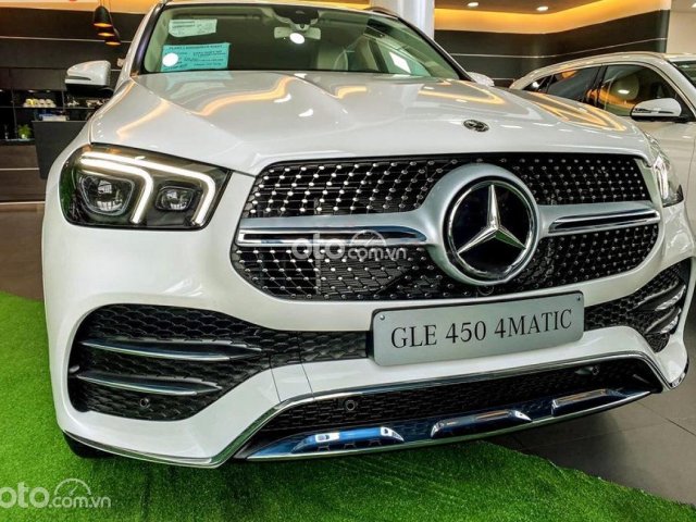 Bán Mercedes đời 2021, màu trắng, nhập khẩu