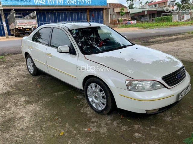 Cần bán xe Ford Mondeo năm sản xuất 2003, màu trắng, giá chỉ 128 triệu