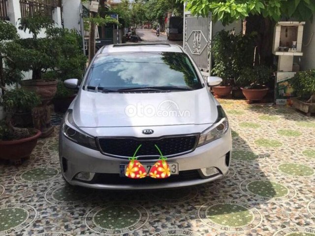 Bán Kia Cerato AT năm sản xuất 2016, màu bạc chính chủ, 495tr0