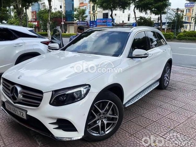 Bán ô tô Mercedes GLC 300 năm sản xuất 2017, màu trắng  0