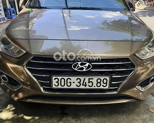 Cần bán Hyundai Accent 2019, màu vàng số sàn0