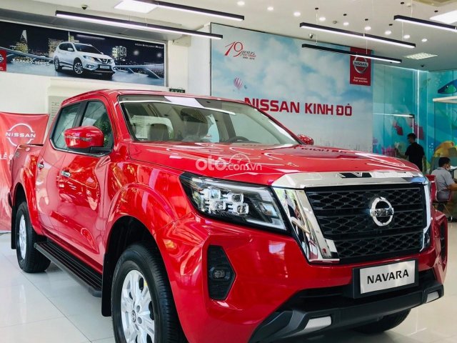 Cần bán Nissan Navara 4WD cao cấp năm sản xuất 2021, màu đỏ, nhập khẩu