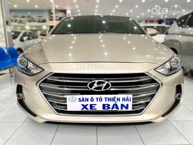 Cần bán Hyundai Elantra GLS năm sản xuất 2018 còn mới0