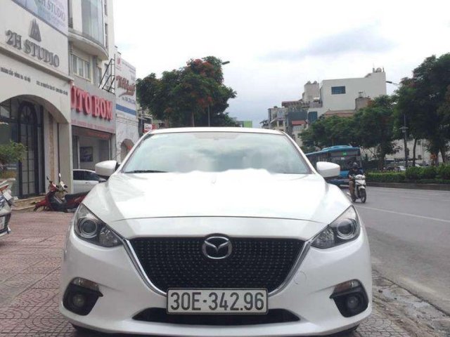 Bán Mazda 3 năm 2016, màu trắng còn mới