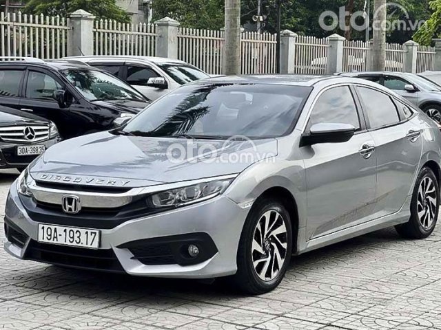 Bán ô tô Honda Civic 1.8 E năm sản xuất 2018, màu xám, xe nhập còn mới0