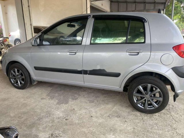 Cần bán xe Hyundai Getz sản xuất 2010, màu bạc, nhập khẩu nguyên chiếc