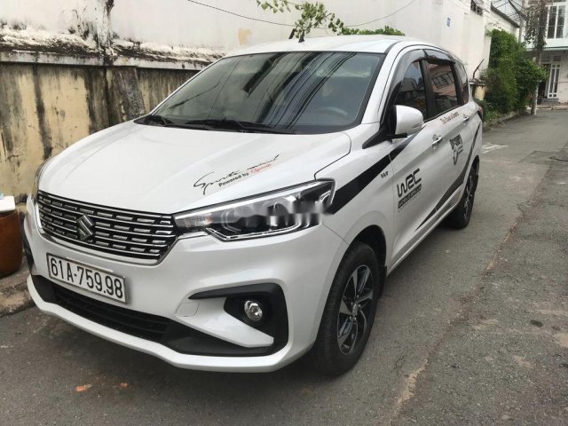 Cần bán gấp Suzuki Ertiga năm sản xuất 2020, màu trắng, xe nhập, giá 500tr0