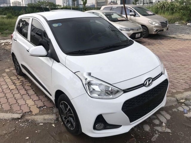 Bán ô tô Hyundai Grand i10 1.2AT 2019, màu trắng, 385 triệu0