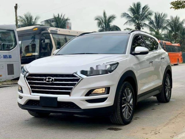 Bán xe Hyundai Tucson năm 2021, màu trắng, nhập khẩu0