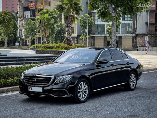 Bán Mercedes-Benz E200 đời 2018 còn mới giá chỉ 1 tỷ 728tr0