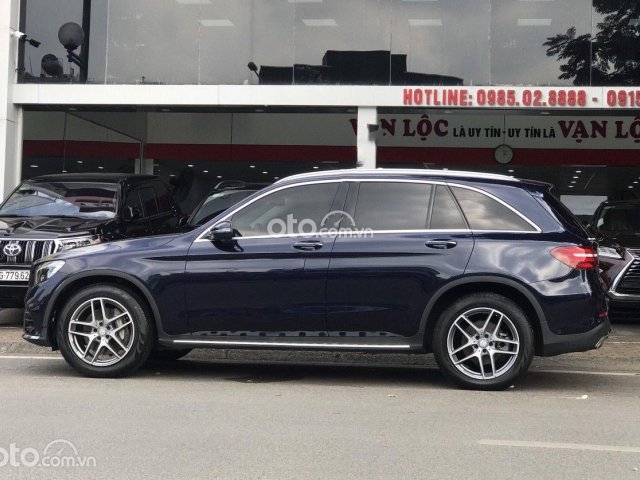 Bán Mercedes GLC300 đời 2016, màu xanh lam0