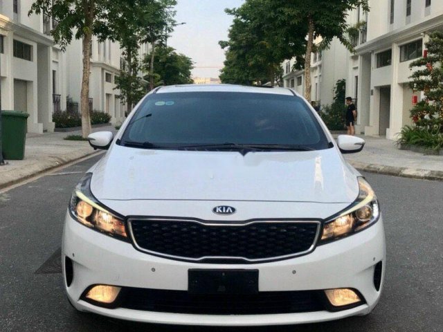 Bán Kia Cerato năm 2016, màu trắng còn mới 0