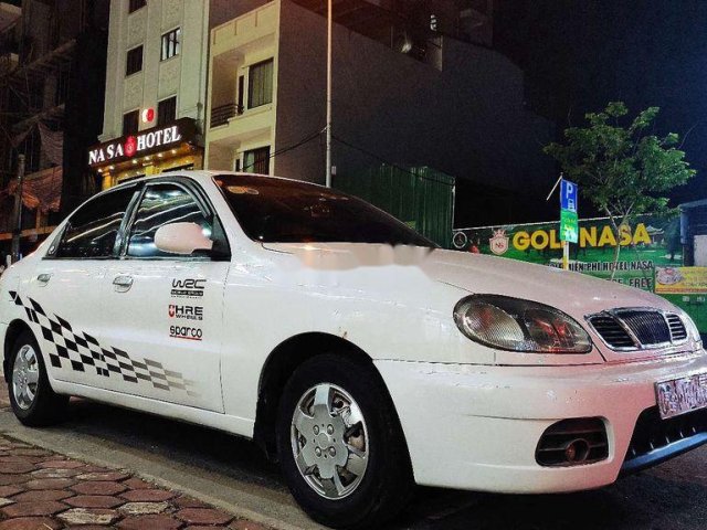 Cần bán gấp Daewoo Lanos đời 2002, màu trắng, nhập khẩu0