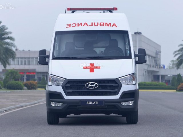 Bán Hyundai Solati cứu thương đời 2021, màu trắng0