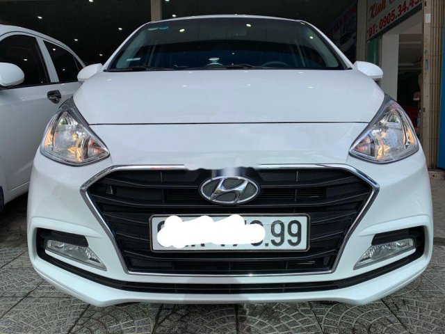 Cần bán xe Hyundai Grand i10 AT năm sản xuất 2019, màu trắng như mới, 360tr0