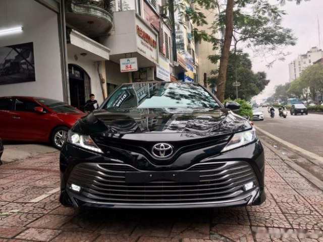 Cần bán gấp Toyota Camry 2.0G đời 2020, màu đen, nhập khẩu Thái Lan, 995tr0