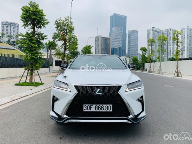 Cần bán xe Lexus RX 300 sản xuất năm 2019, màu trắng, nhập khẩu nguyên chiếc