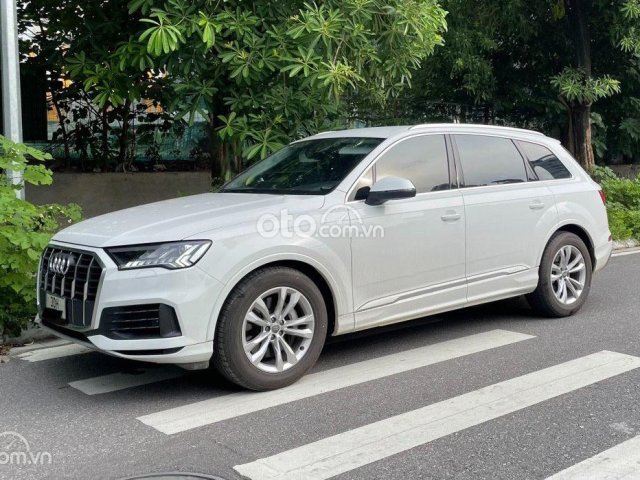 Cần bán xe Audi Q7 năm sản xuất 2021, màu trắng, nhập khẩu còn mới