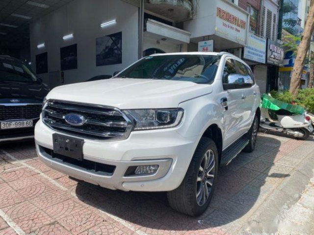 Bán Ford Everest 2.0 Titanium AT 4x2 2020, màu trắng, xe nhập0