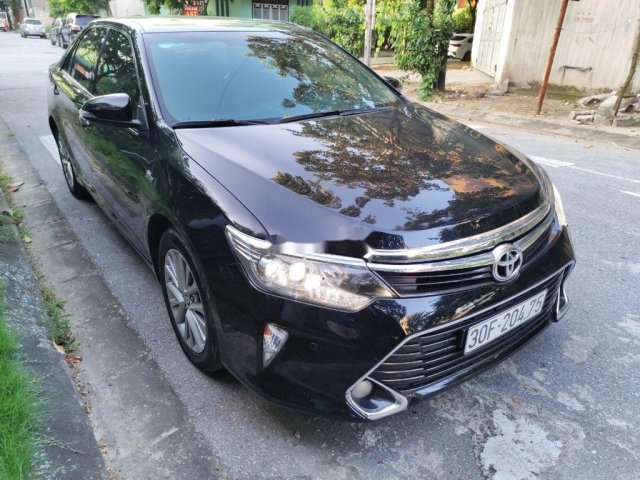 Bán Toyota Camry 2.5Q đời 2018, màu đen, nhập khẩu, 915 triệu0