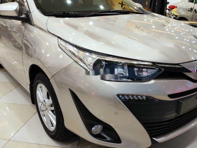 Cần bán xe Toyota Vios G sản xuất năm 2020, màu cát vàng0