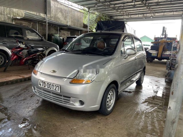 Bán Chevrolet Spark Van đời 2011, màu bạc, giá tốt0