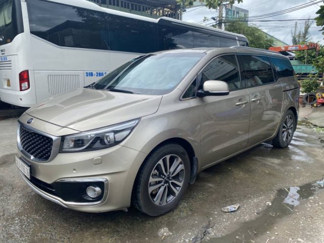 Bán Kia Sedona sản xuất 2016, giá tốt0