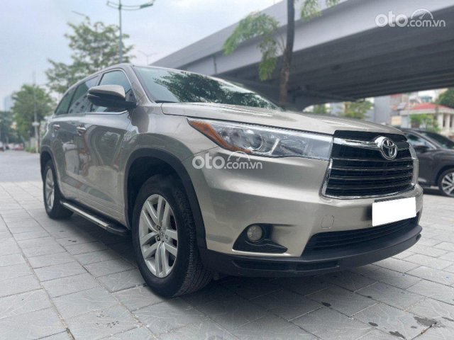 Bán xe Toyota Highlander LE 2.7 sản xuất năm 2015, nhập khẩu nguyên chiếc0