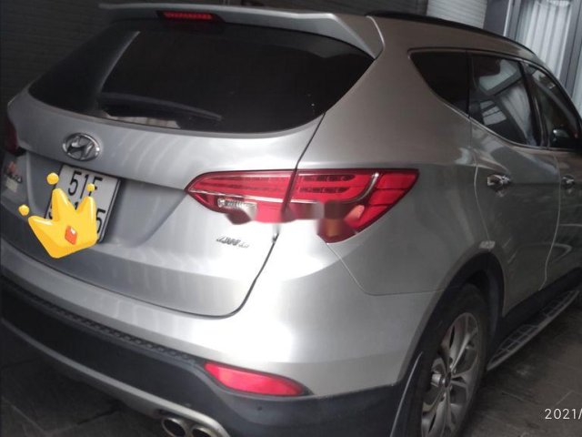 Bán Hyundai Santa Fe đời 2015, màu bạc còn mới