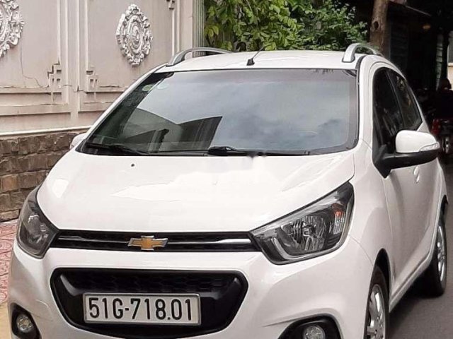 Cần bán lại xe Chevrolet Spark sản xuất năm 2019, màu trắng 0