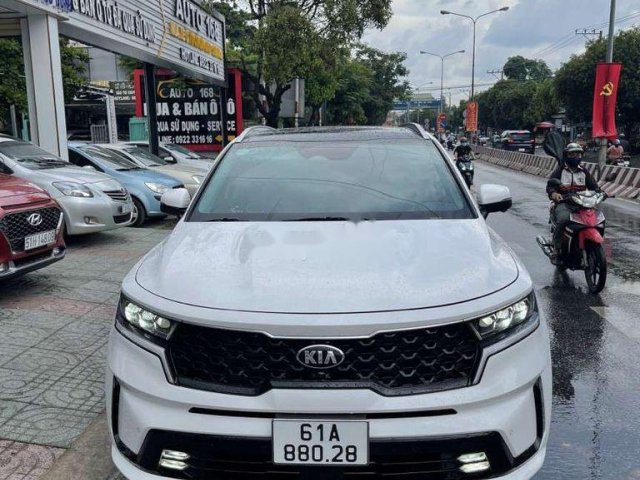 Cần bán Kia Sorento sản xuất năm 2020, màu trắng còn mới0