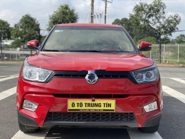 Bán Ssangyong TiVoLi năm 2016, màu đỏ, nhập khẩu nguyên chiếc còn mới0