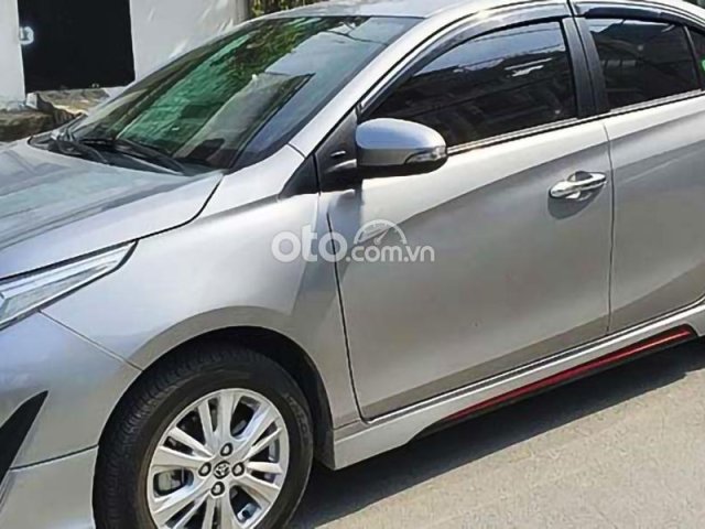 Xe Toyota Vios đời 2019, màu xám còn mới, 540tr0