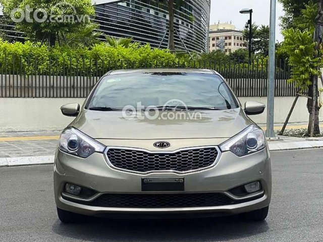 Xe Kia K3 2.0 AT đời 2015, màu xám còn mới, giá tốt0