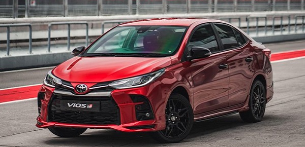 Cần bán xe Toyota Vios 1.5E - CVT 2021, màu đỏ