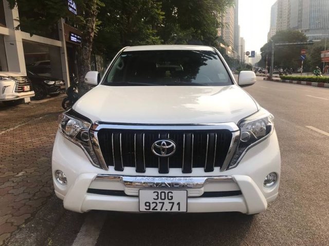 Cần bán gấp Toyota Prado sản xuất năm 2015, màu trắng, nhập khẩu0