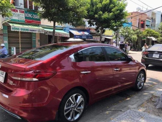 Bán Hyundai Elantra đời 2016, màu đỏ, nhập khẩu nguyên chiếc xe gia đình