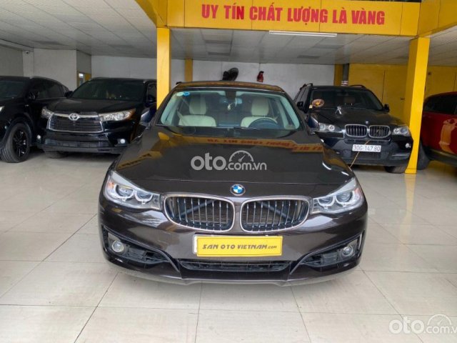 Bán xe BMW 320i 2016, màu đen, nhập khẩu nguyên chiếc