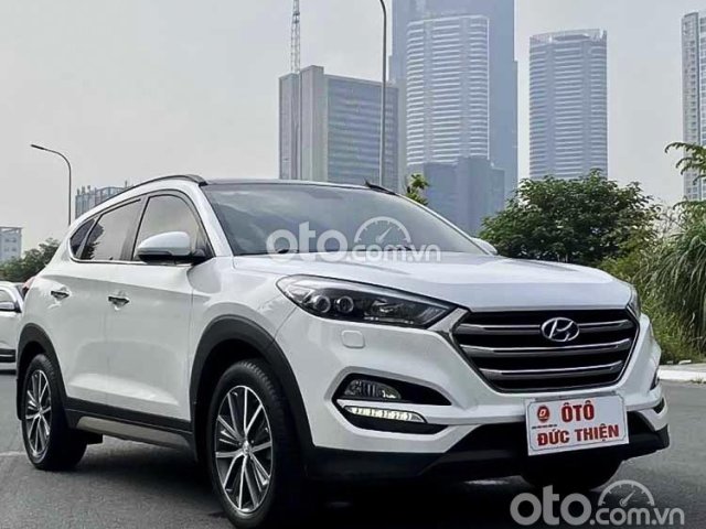 Bán Hyundai Tucson 2.0 ATH năm sản xuất 2016, màu trắng, nhập khẩu nguyên chiếc0