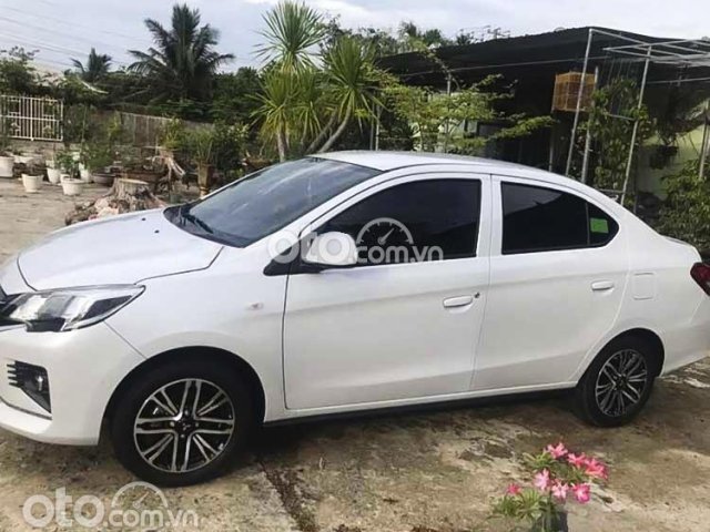 Bán Mitsubishi Attrage 1.2 MT đời 2021, màu trắng, nhập khẩu, giá tốt