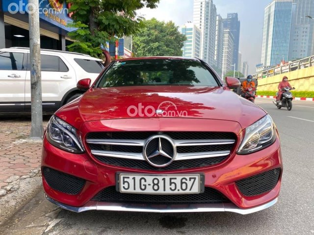 Xe Mercedes C300 AMG đời 2016, màu đỏ0