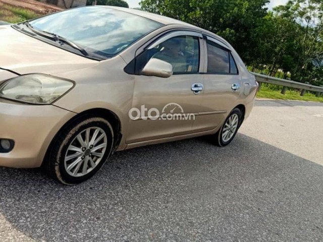 Bán Toyota Vios 1.5 MT năm sản xuất 2010, màu vàng còn mới0